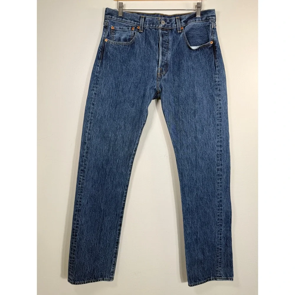 Levis 501 Original Fit Men 33x34 Medium Wash Blue Straight Leg Button Fly Jeans